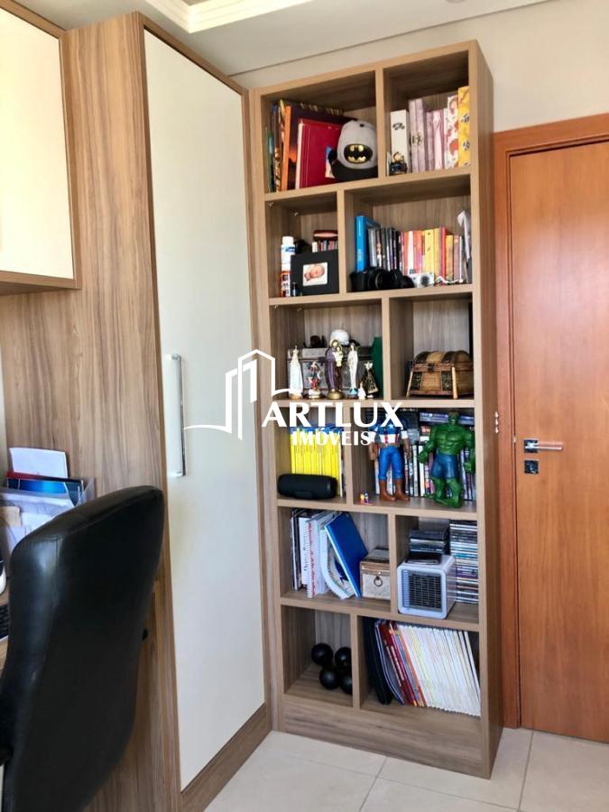 Apartamento à venda com 3 quartos, 118m² - Foto 9