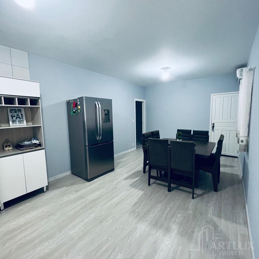 Casa à venda com 3 quartos, 200m² - Foto 3