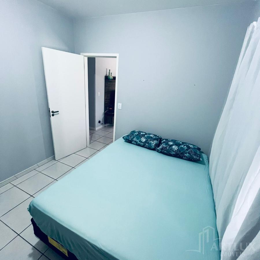 Casa à venda com 3 quartos, 200m² - Foto 7