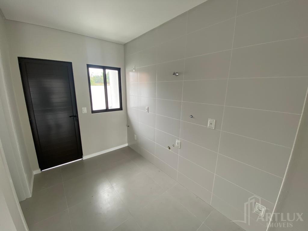 Sobrado à venda com 2 quartos, 60m² - Foto 3