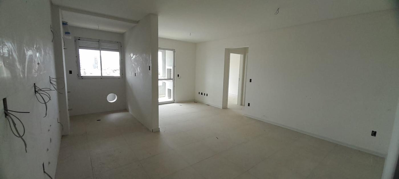 Apartamento à venda com 2 quartos, 68m² - Foto 2