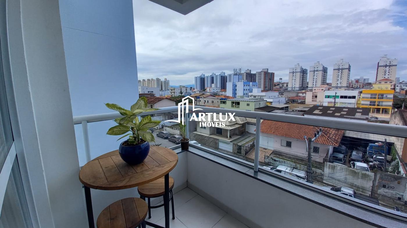 Apartamento à venda com 2 quartos, 72m² - Foto 13