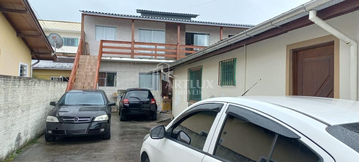 Casa à venda com 3 quartos, 300m² - Foto 3