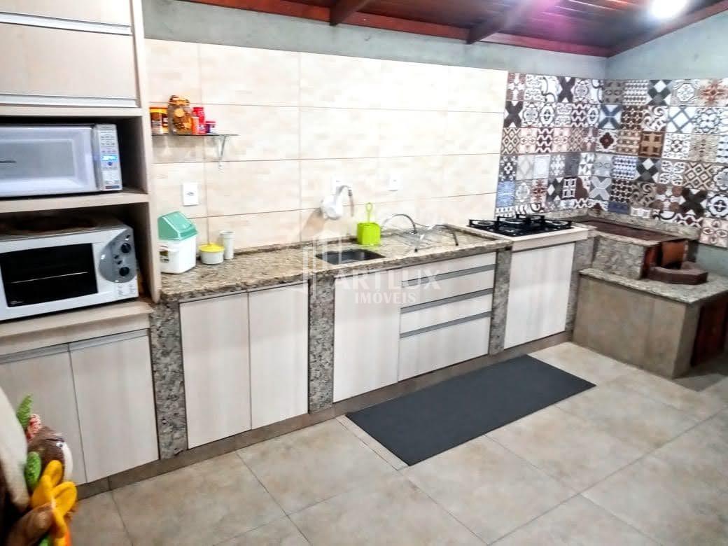 Casa à venda com 4 quartos, 1500m² - Foto 19