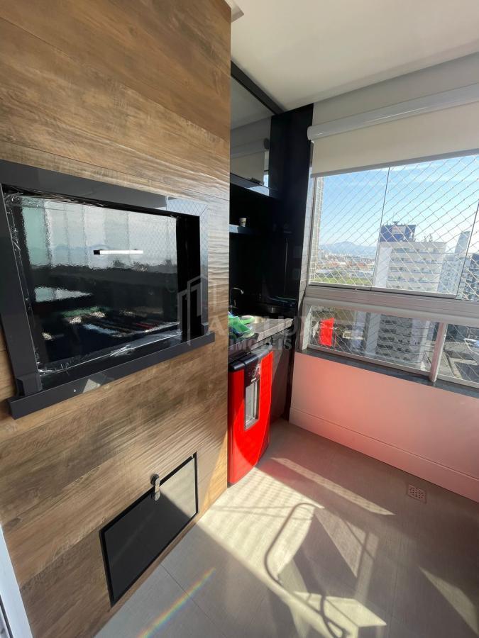 Apartamento à venda com 3 quartos, 96m² - Foto 3