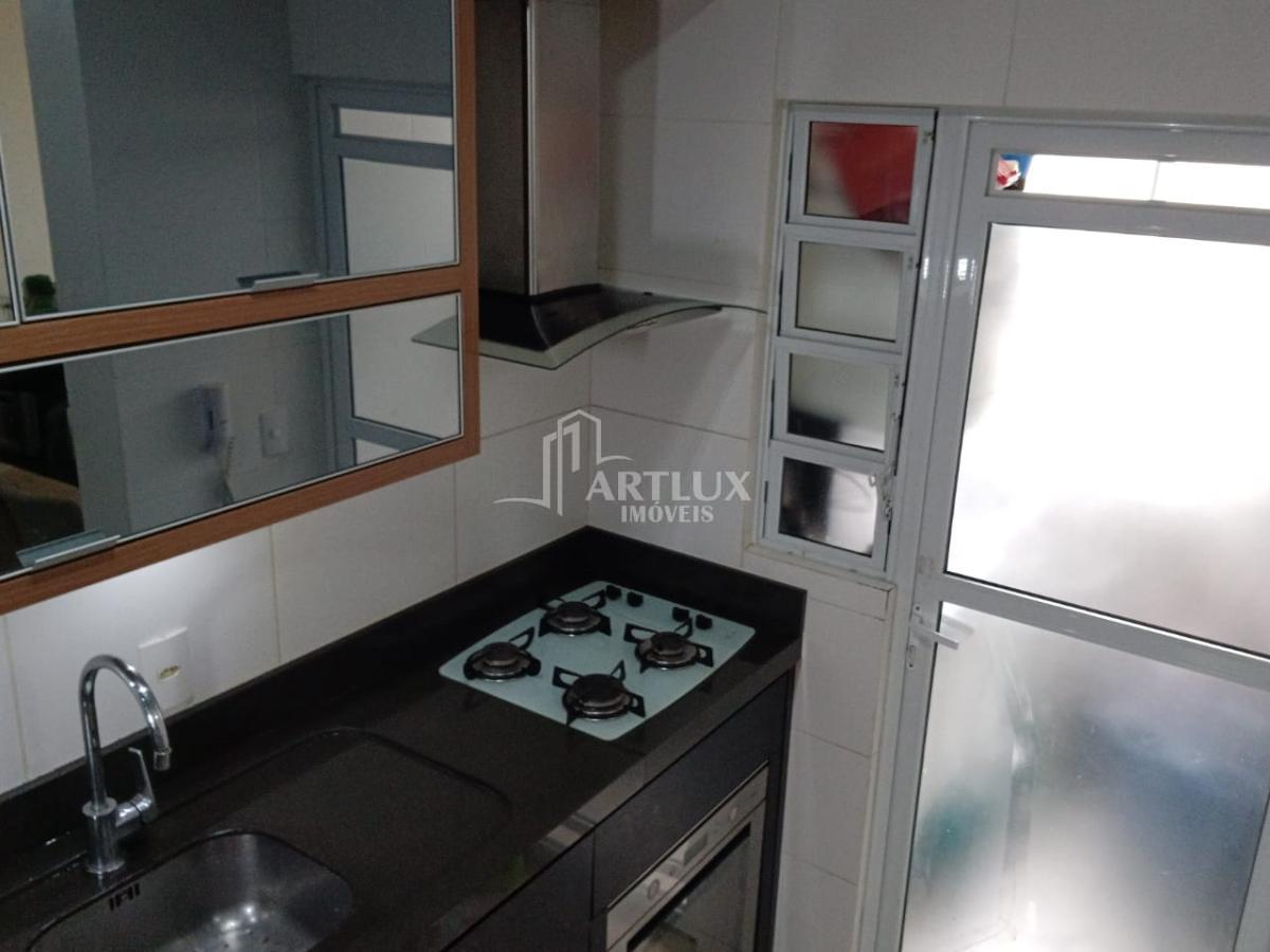 Apartamento à venda com 2 quartos, 72m² - Foto 9