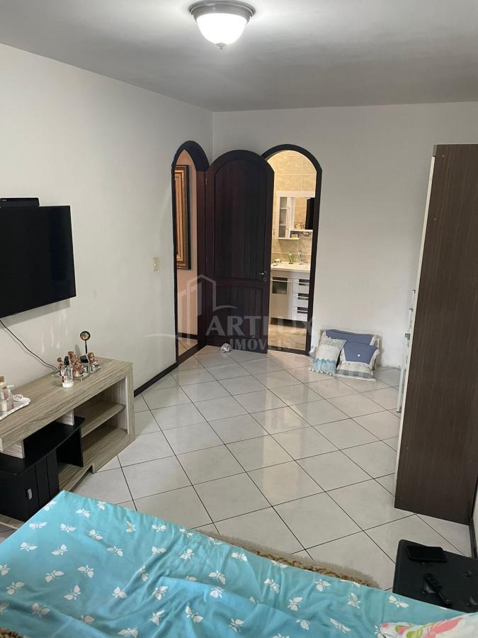 Casa à venda com 3 quartos, 220m² - Foto 33