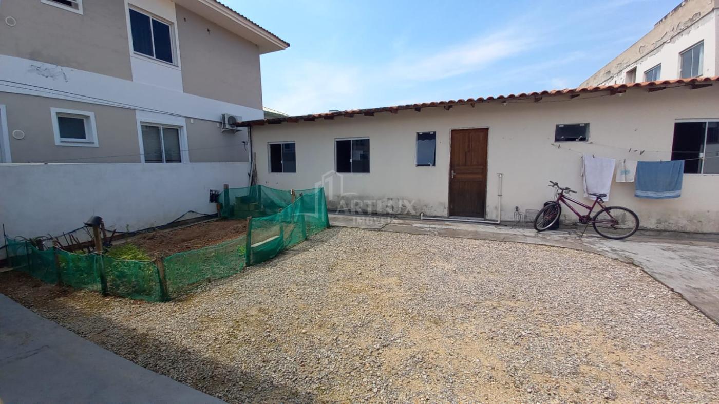 Casa à venda com 2 quartos, 130m² - Foto 28