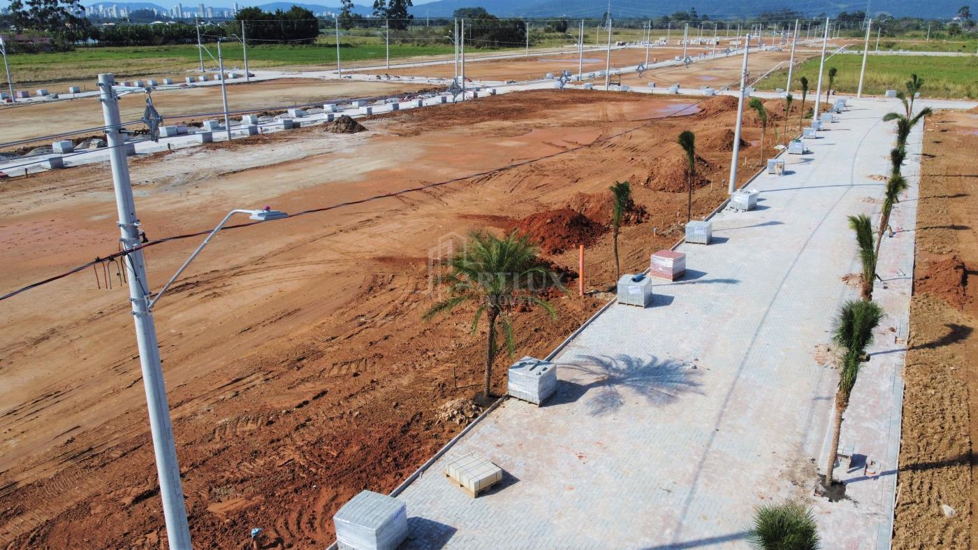 Terreno à venda, 200m² - Foto 48