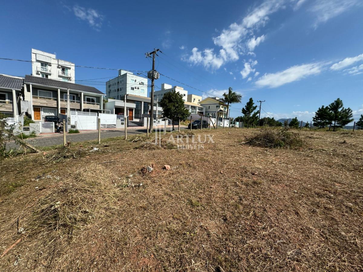 Terreno à venda, 1080m² - Foto 2