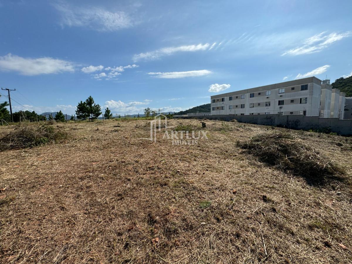 Terreno à venda, 1080m² - Foto 1