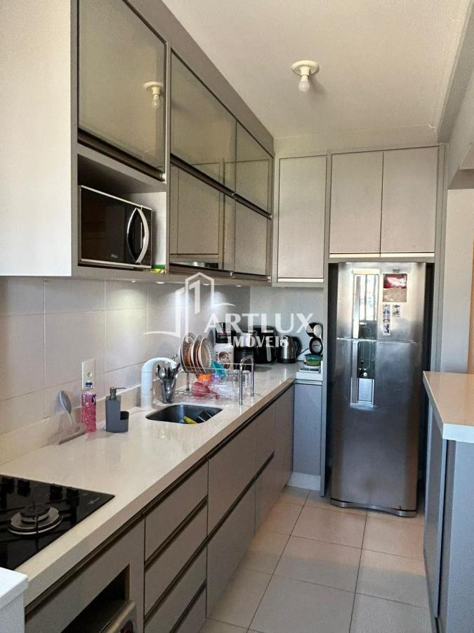 Apartamento à venda com 2 quartos, 82m² - Foto 8