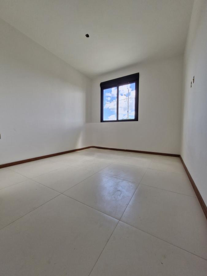 Casa à venda com 3 quartos, 104m² - Foto 8