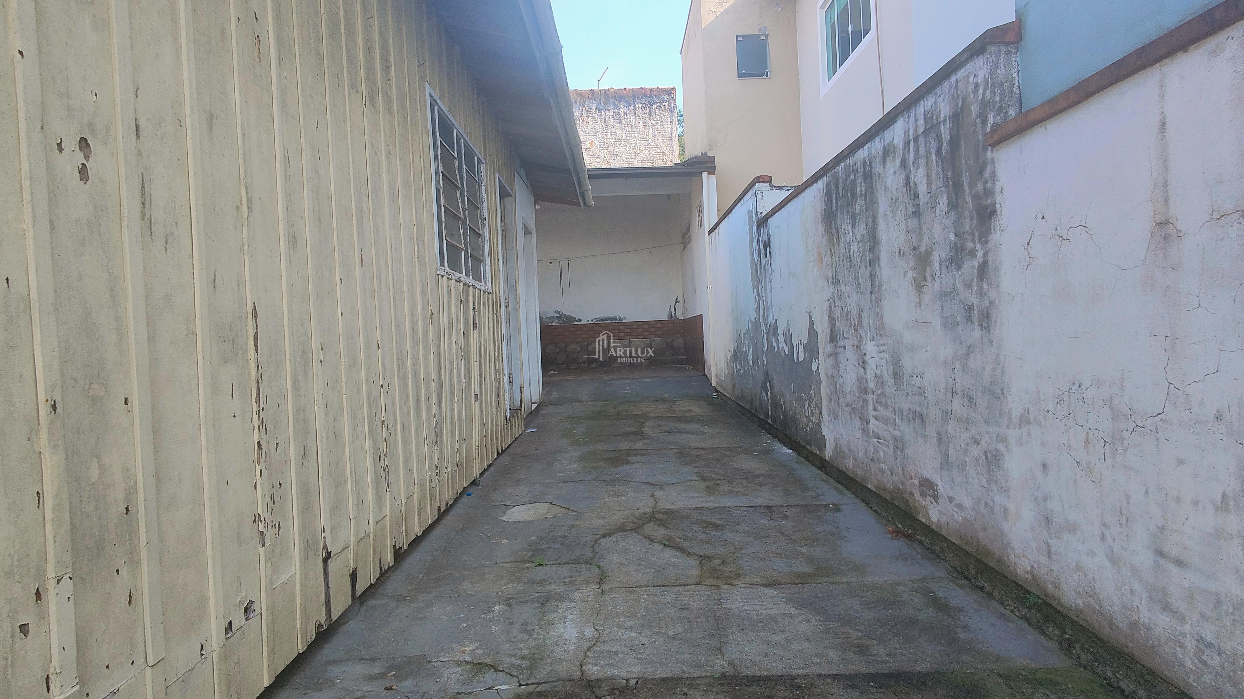 Casa à venda com 3 quartos, 200m² - Foto 5