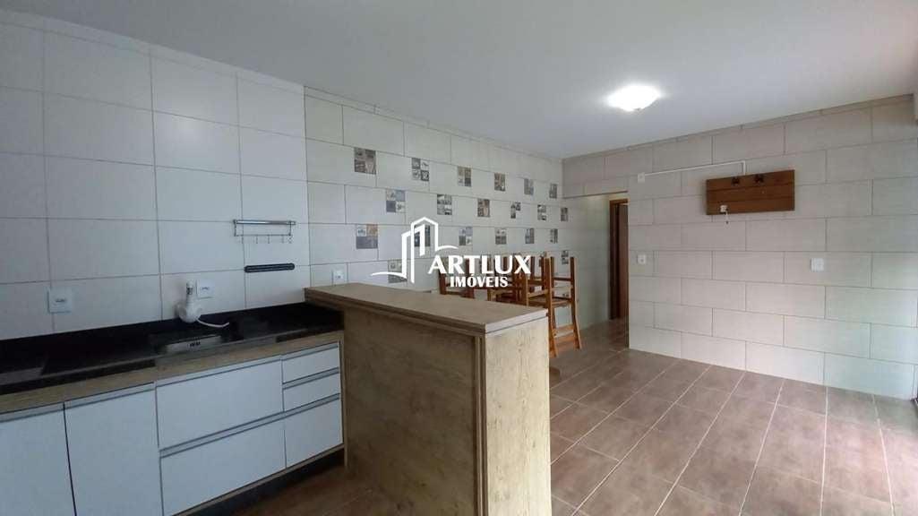 Casa à venda com 3 quartos, 200m² - Foto 13