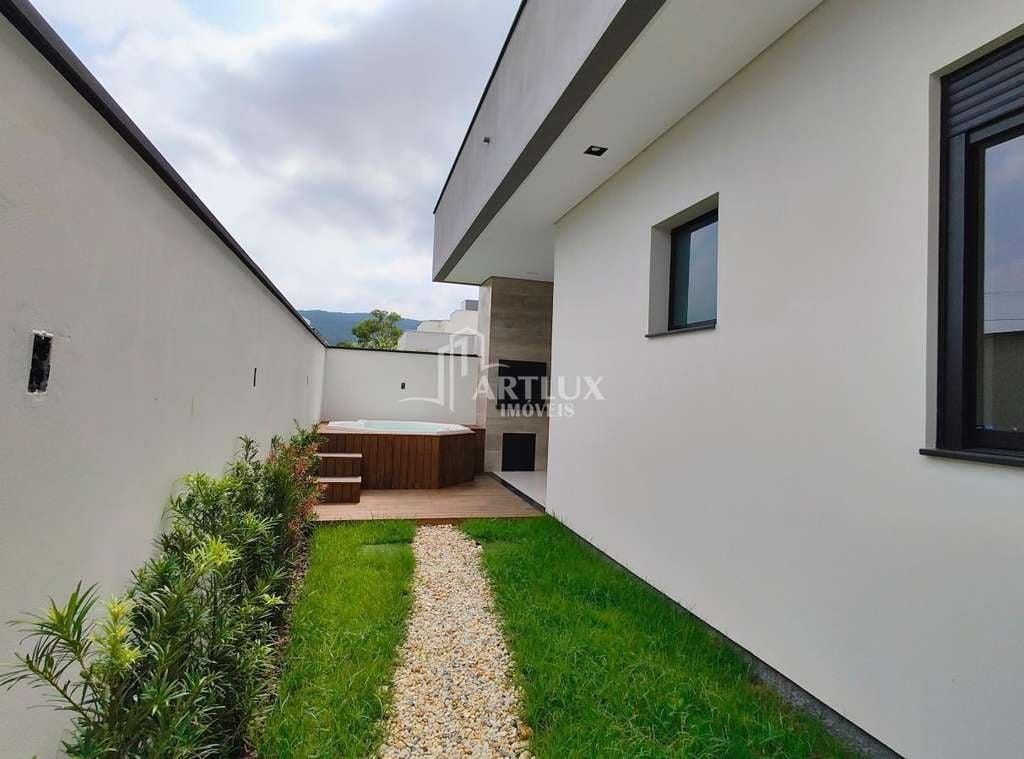 Casa à venda com 3 quartos, 200m² - Foto 20