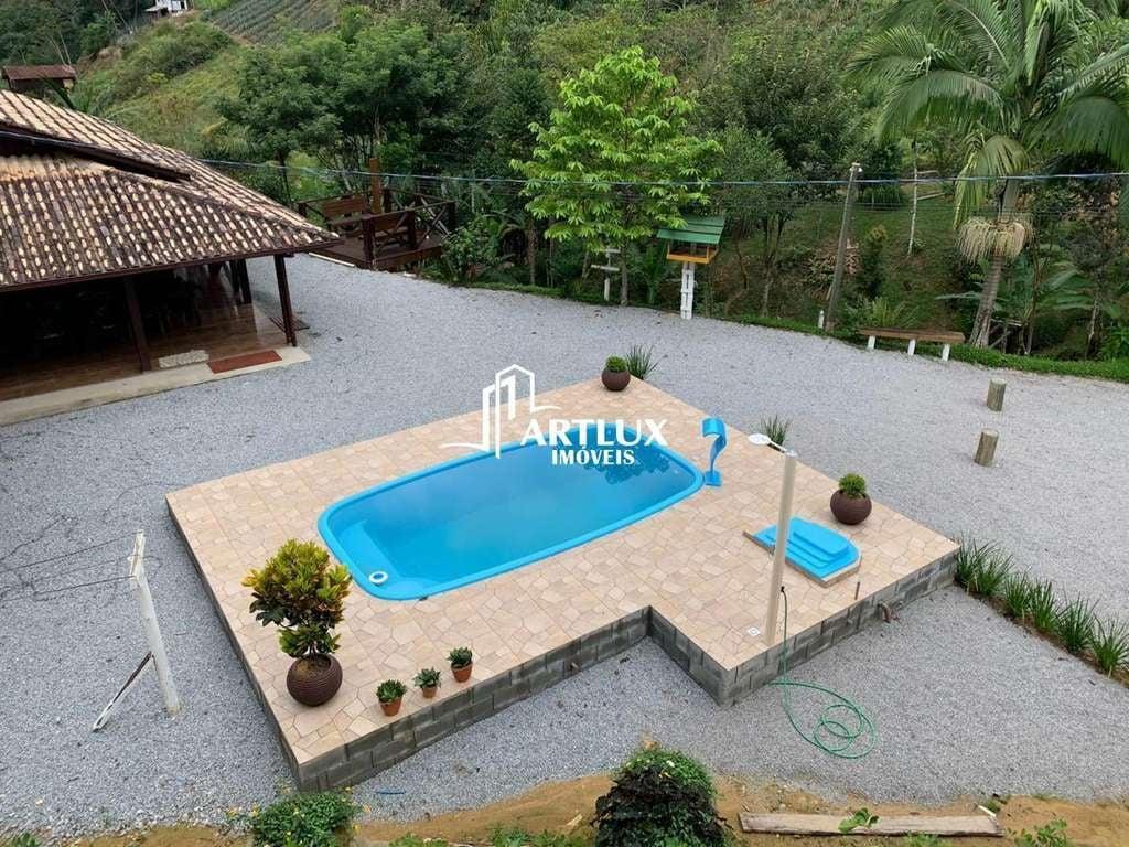 Chácara à venda com 3 quartos, 150m² - Foto 4