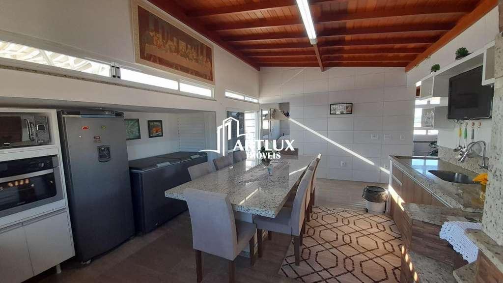 Apartamento à venda com 3 quartos, 216m² - Foto 14