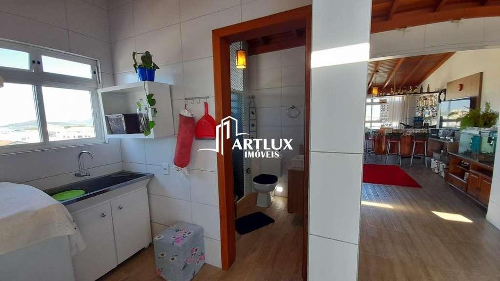 Apartamento à venda com 3 quartos, 216m² - Foto 17