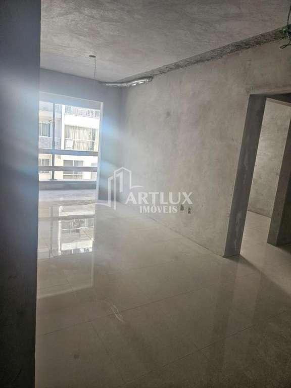 Apartamento à venda com 2 quartos, 71m² - Foto 2