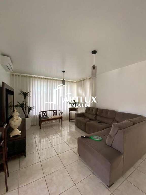 Casa à venda com 3 quartos, 480m² - Foto 2