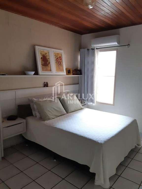 Casa à venda com 3 quartos, 115m² - Foto 11