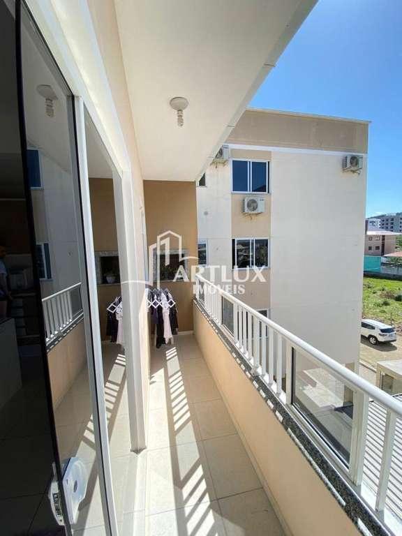 Apartamento à venda com 2 quartos, 75m² - Foto 3