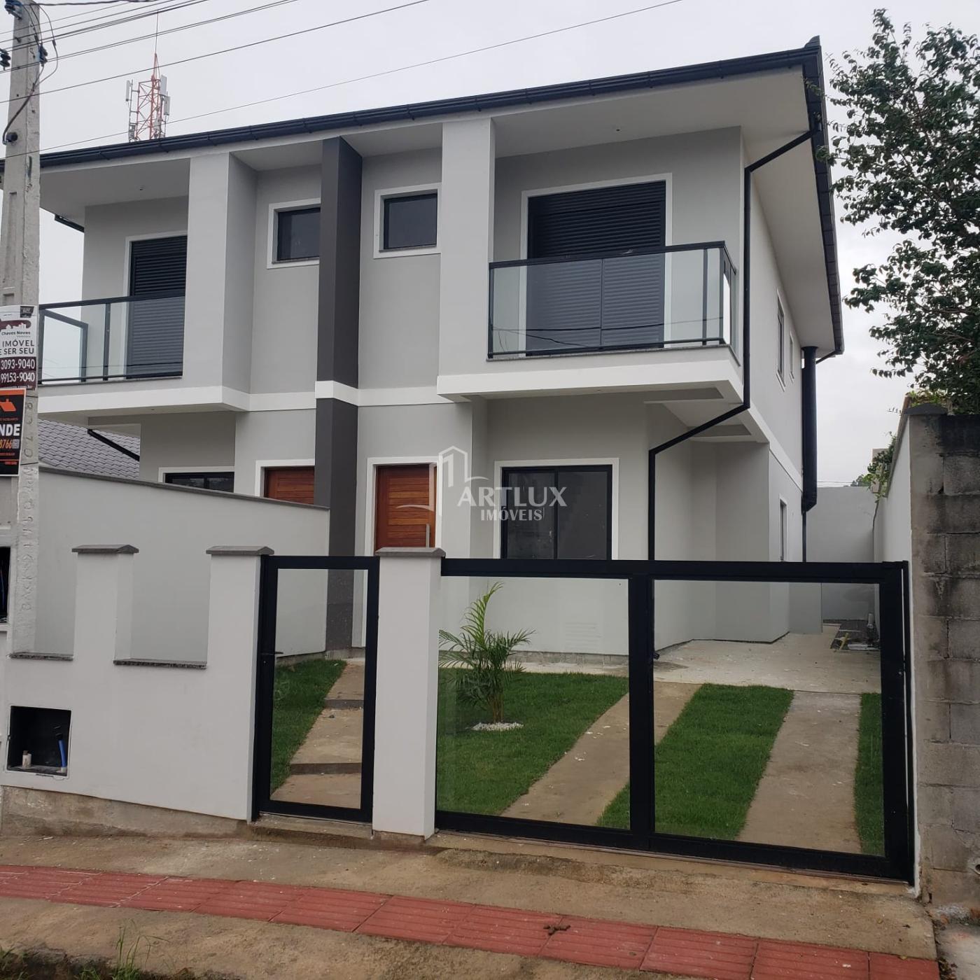 Sobrado à venda com 3 quartos, 107m² - Foto 1