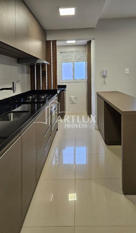 Apartamento à venda com 3 quartos, 147m² - Foto 15