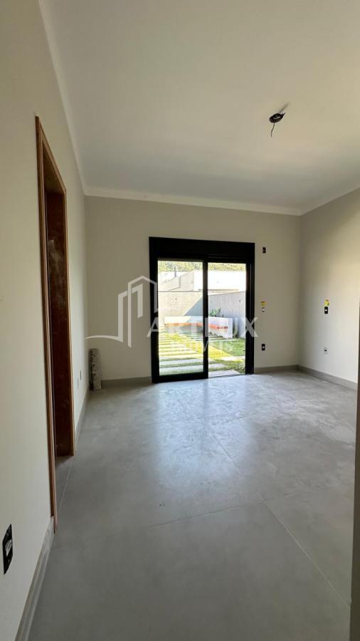 Casa à venda com 3 quartos, 140m² - Foto 8