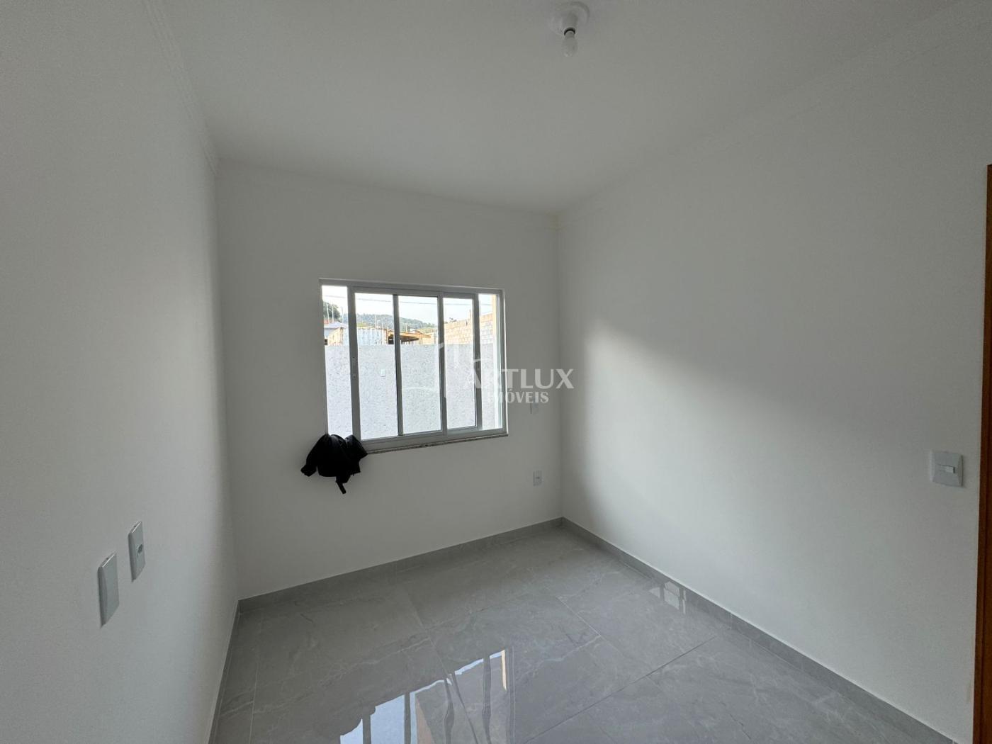 Casa à venda com 3 quartos, 94m² - Foto 12