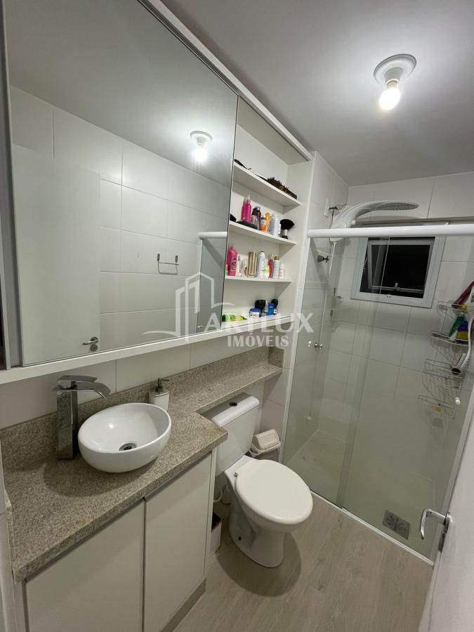 Apartamento à venda com 2 quartos, 75m² - Foto 10