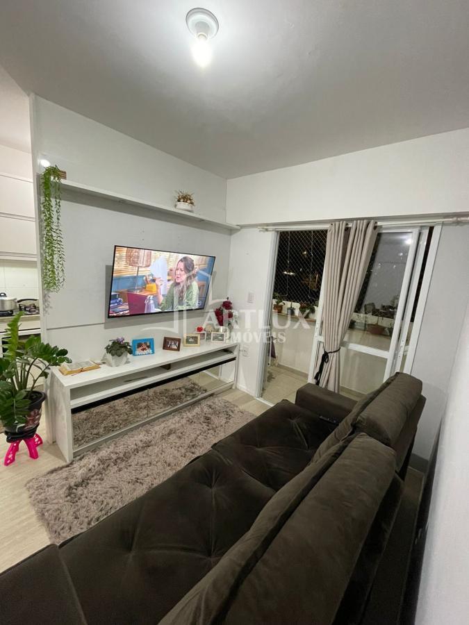 Apartamento à venda com 2 quartos, 75m² - Foto 5