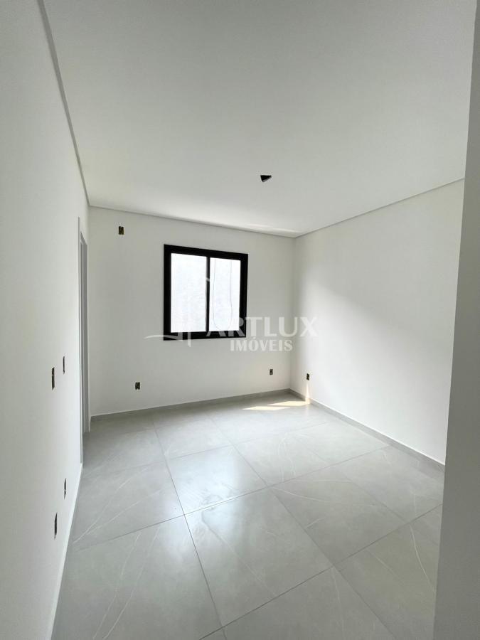 Casa à venda com 3 quartos, 120m² - Foto 10