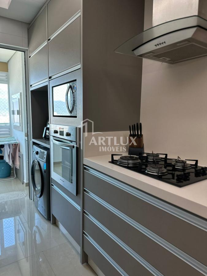 Apartamento à venda com 2 quartos, 90m² - Foto 11