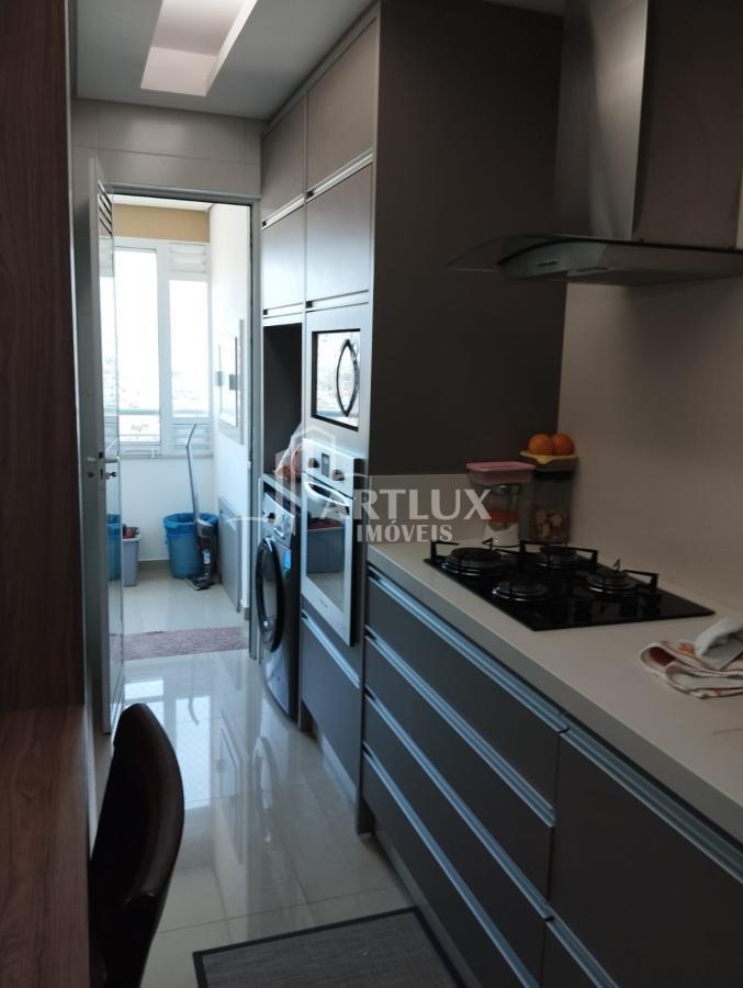 Apartamento à venda com 2 quartos, 90m² - Foto 24