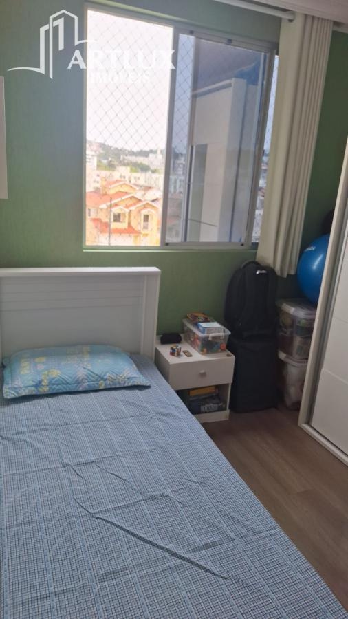 Apartamento à venda com 2 quartos, 64m² - Foto 14