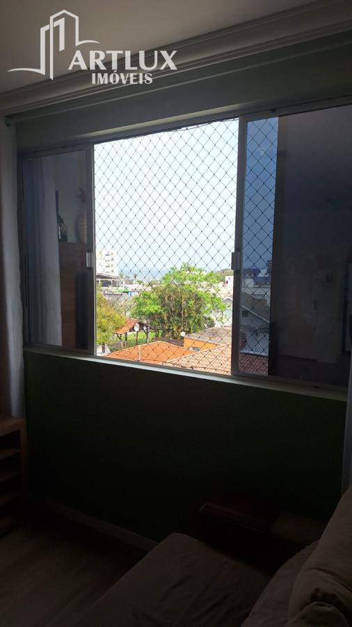 Apartamento à venda com 2 quartos, 64m² - Foto 22