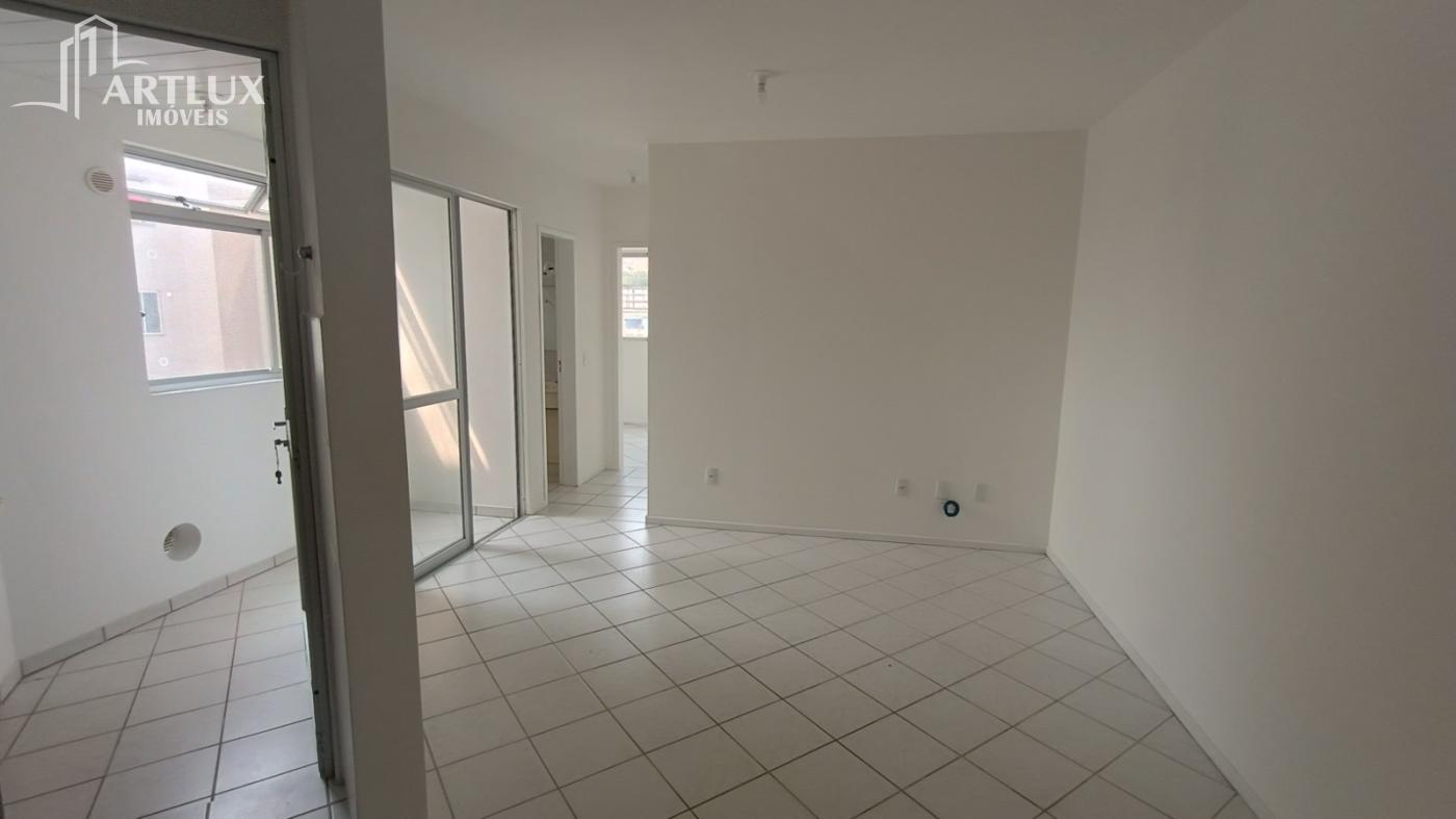 Apartamento à venda com 2 quartos, 60m² - Foto 8