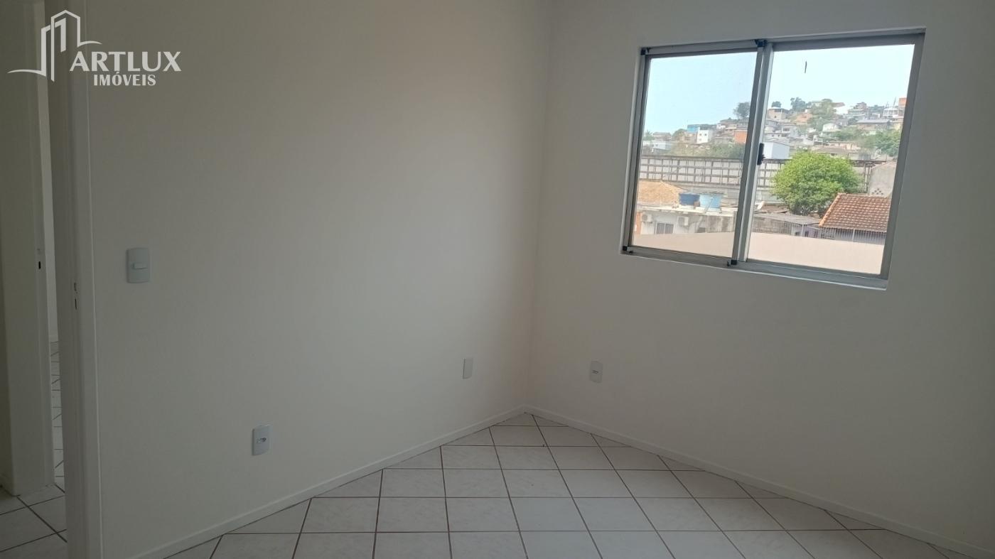 Apartamento à venda com 2 quartos, 60m² - Foto 13