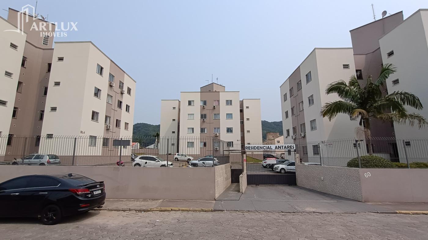 Apartamento à venda com 2 quartos, 60m² - Foto 18