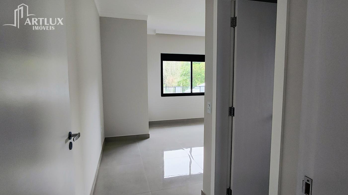 Casa à venda com 3 quartos, 255m² - Foto 8