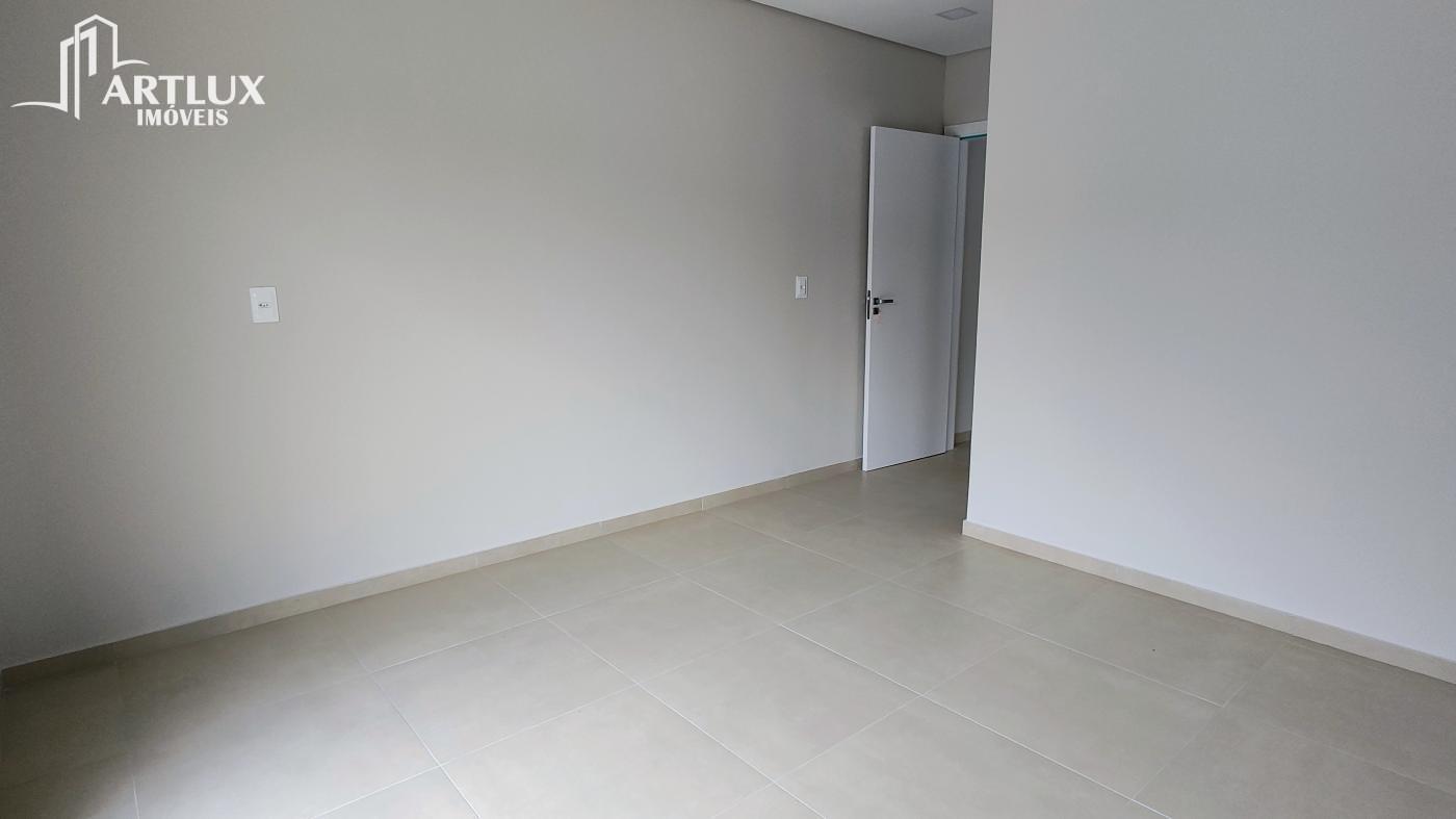 Sobrado à venda com 2 quartos, 126m² - Foto 13