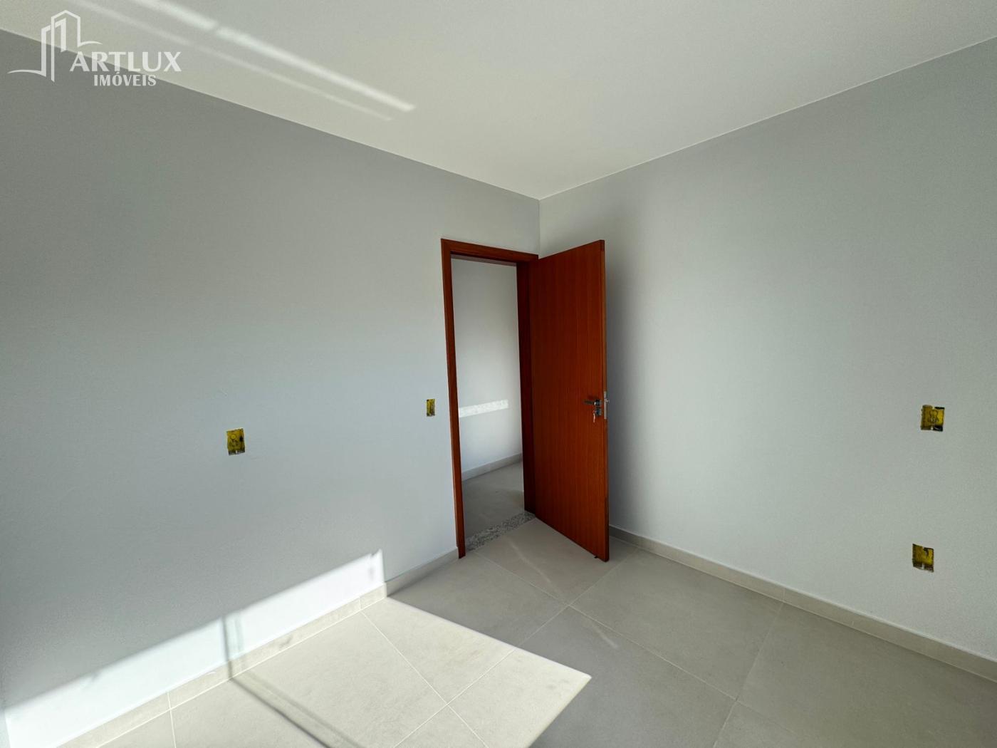 Casa à venda com 3 quartos, 200m² - Foto 17