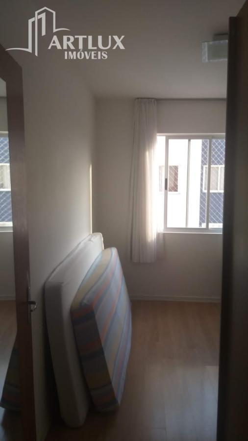 Apartamento à venda com 2 quartos, 57m² - Foto 10