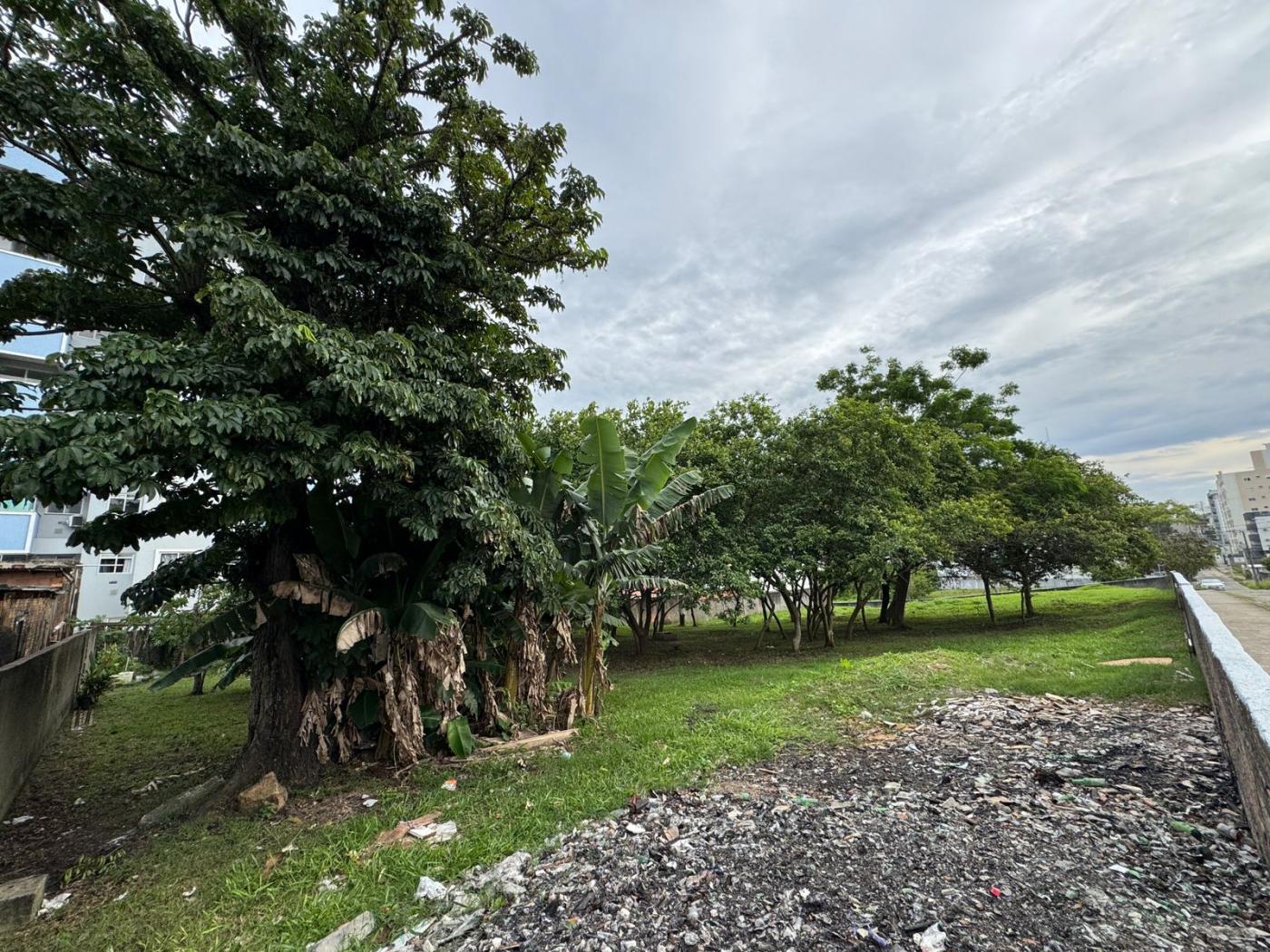 Terreno à venda, 1890m² - Foto 7