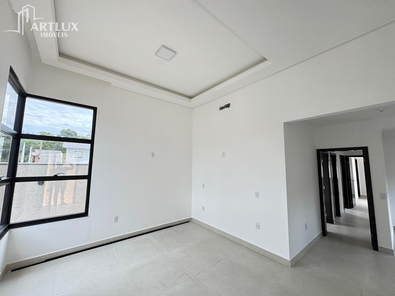 Casa à venda com 3 quartos, 250m² - Foto 7