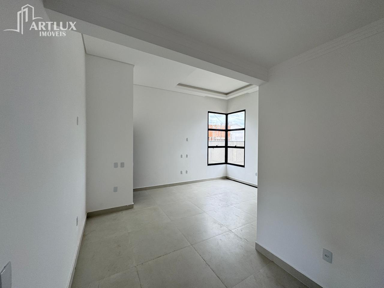 Casa à venda com 3 quartos, 250m² - Foto 6