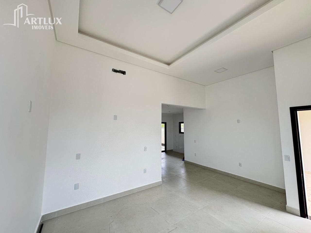 Casa à venda com 3 quartos, 250m² - Foto 8