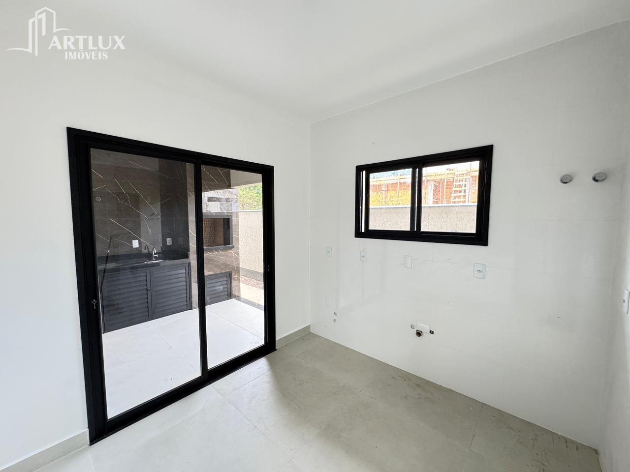 Casa à venda com 3 quartos, 250m² - Foto 19